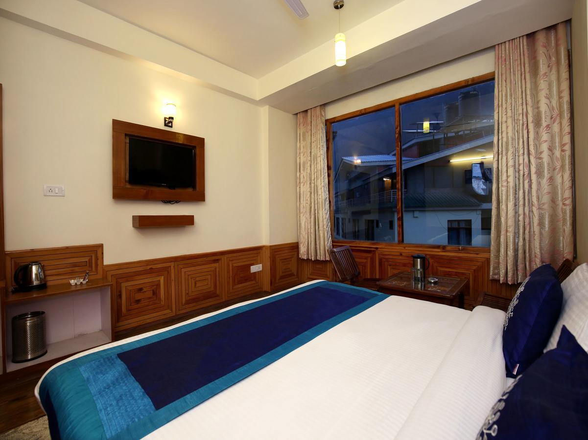 Oyo 10116 Hotel Rhythm Retreat Manāli Εξωτερικό φωτογραφία